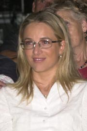 val028569a