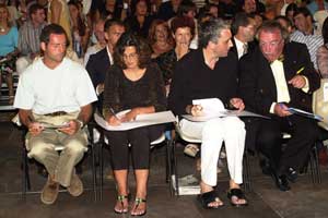 ingrandisci foto