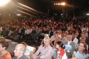 ingrandisci foto