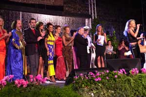 ingrandisci foto
