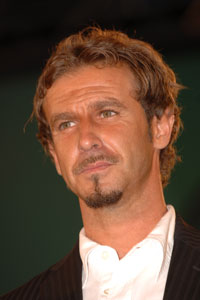 ingrandisci foto